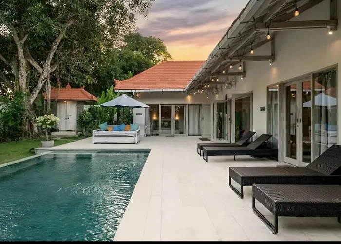 Villa Spacious 3br Center Bingin *