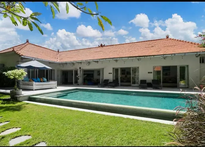 Spacious 3br Center Bingin Villa Uluwatu (Bali)